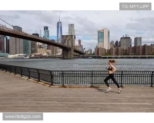 黄磊亲自分享网球技巧与心得体会助你提升球技与竞技水平